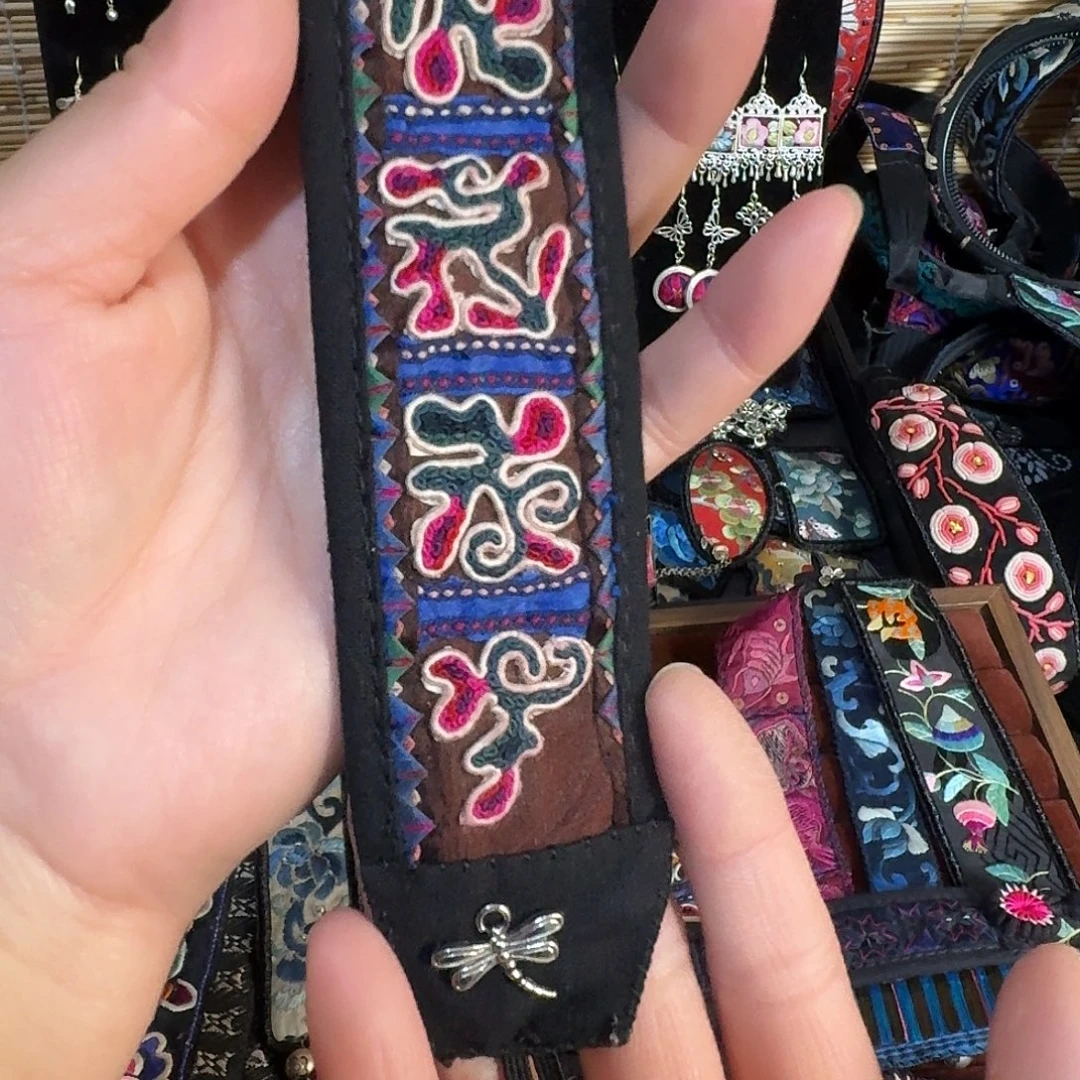 薇***鱼织绣民族风刺绣手带