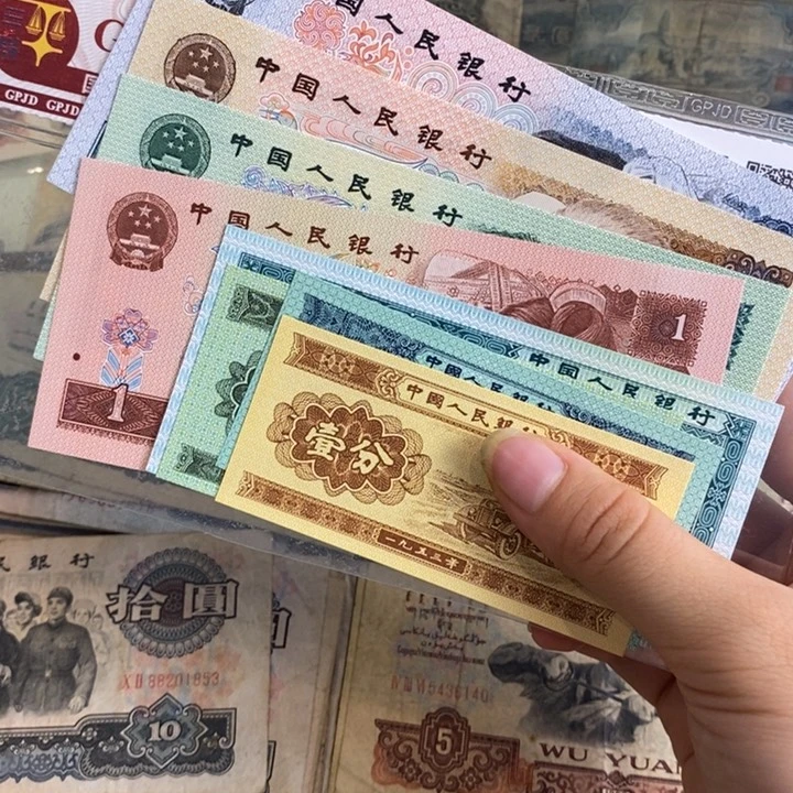 八小金龙原票8张全新