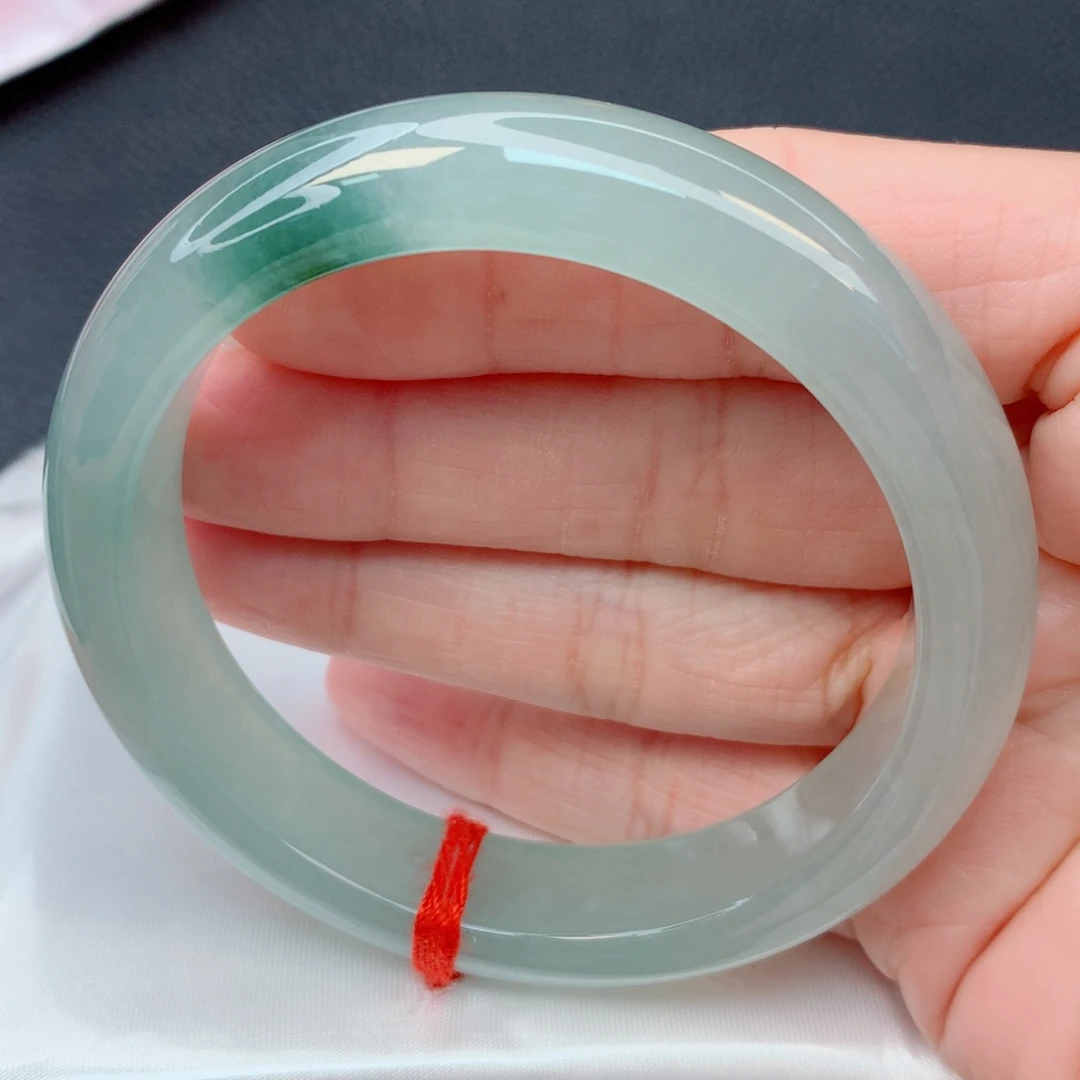 翡翠未镶嵌手镯56圈 冰绿底飘抹色冰胶润完整推荐