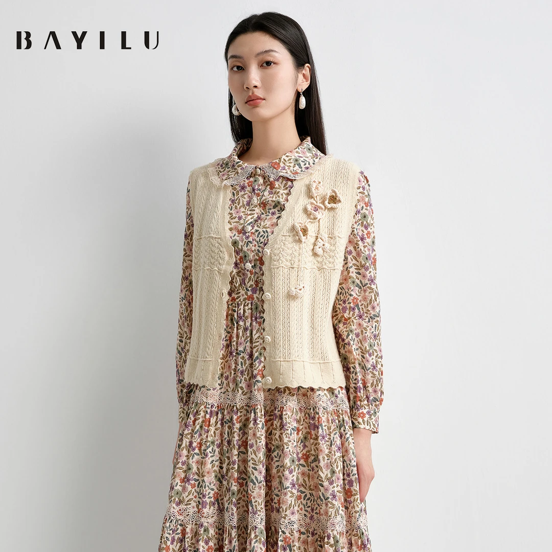 【丫头baby专属】芭依璐时尚手工钩花装饰V型领口毛衣91SW015