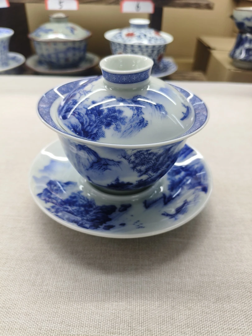 景德镇千里江山三才盖碗中国风家用盖碗壶承高端茶具高温烧制而成