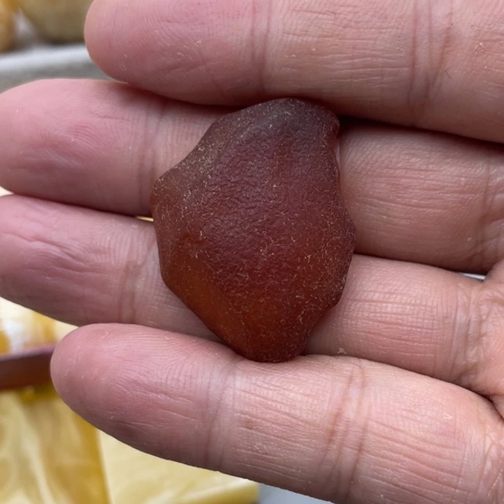 未镶嵌琥珀裸石挂件