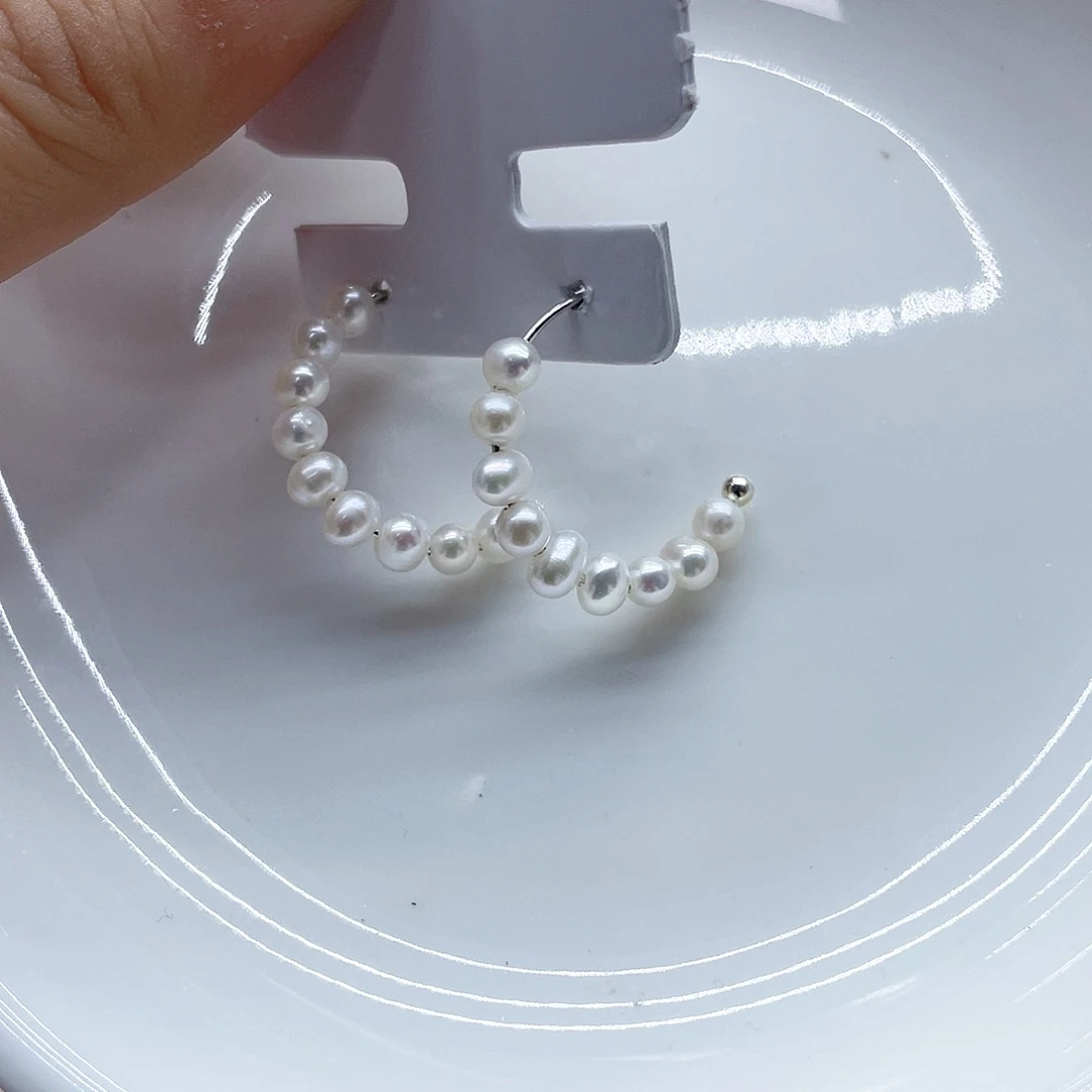 银S925镶嵌耳饰淡水珍珠