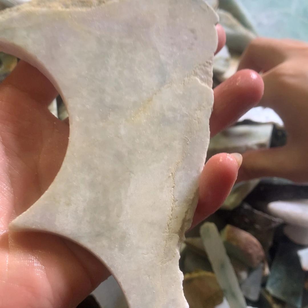 翡翠颈饰未镶嵌缅甸翡翠