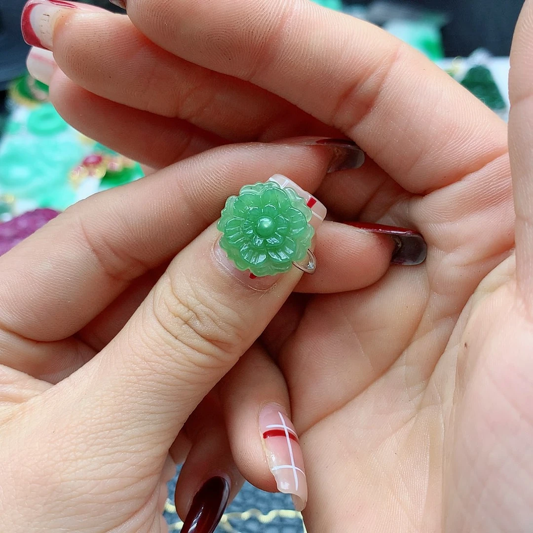 【闪购商品】翡翠戒指银S925镶嵌,