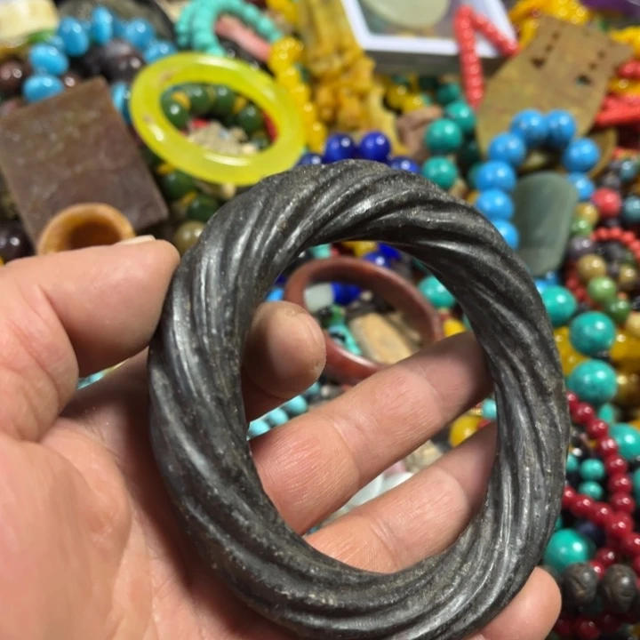 未镶嵌和田玉（糖玉）挂件