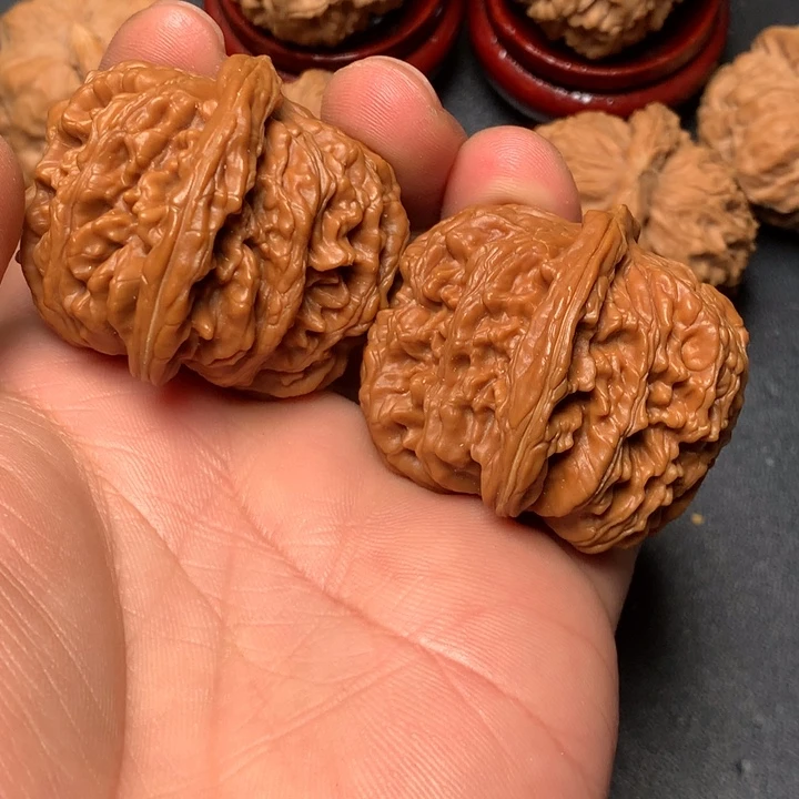 流***年把件文玩核桃43四座楼888