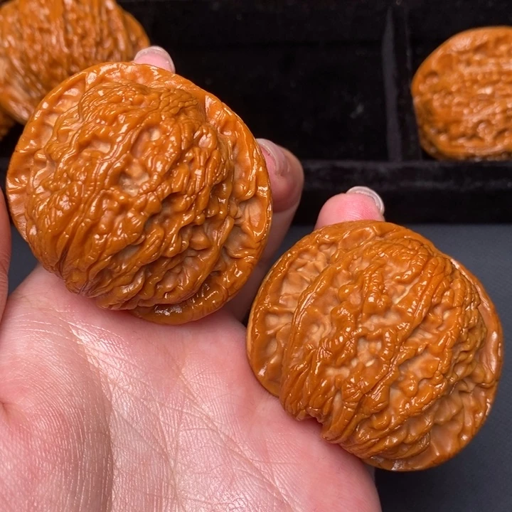 38碧玺（处理）文玩