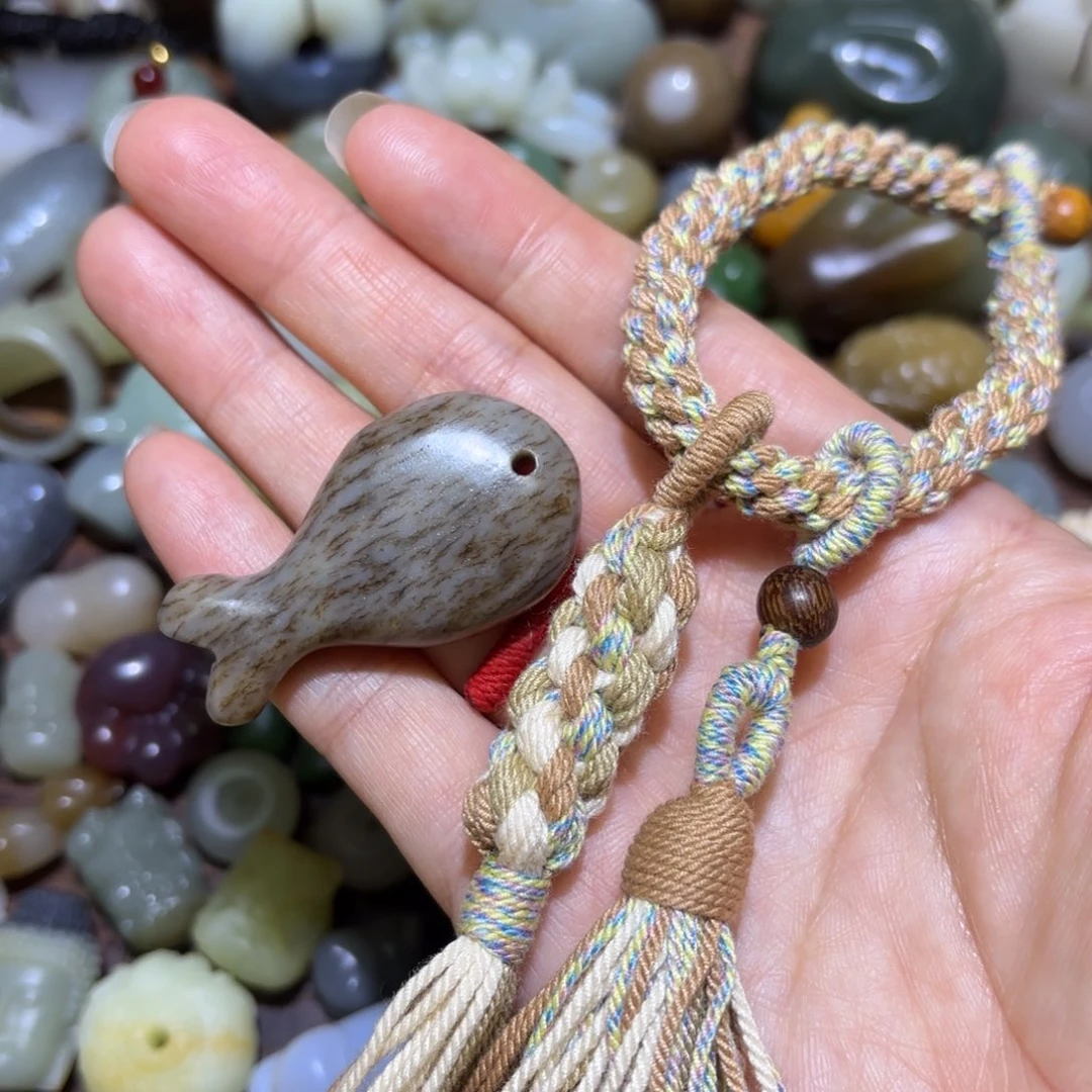 和田玉未镶嵌珠宝半成品