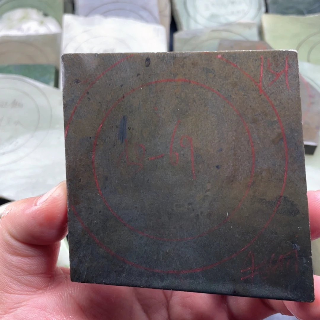 和田玉（糖玉）未镶嵌珠宝奇石