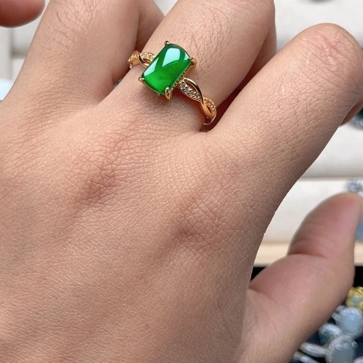 翡翠未镶嵌戒指戒指