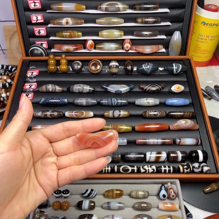 龍***馆玛瑙/玉髓未镶嵌颈饰