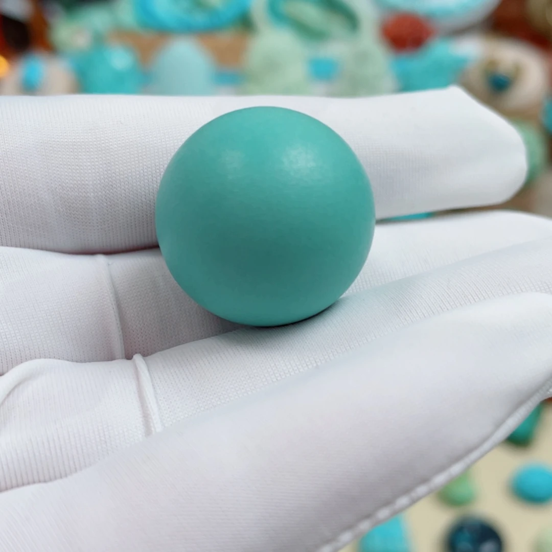 ****默绿松石未镶嵌珠宝奇石