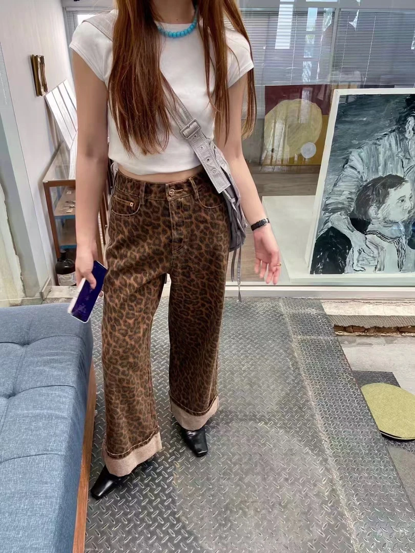周日见 韩系春夏新款氛围感高腰百搭豹纹卷边牛仔拖地裤阔腿裤女