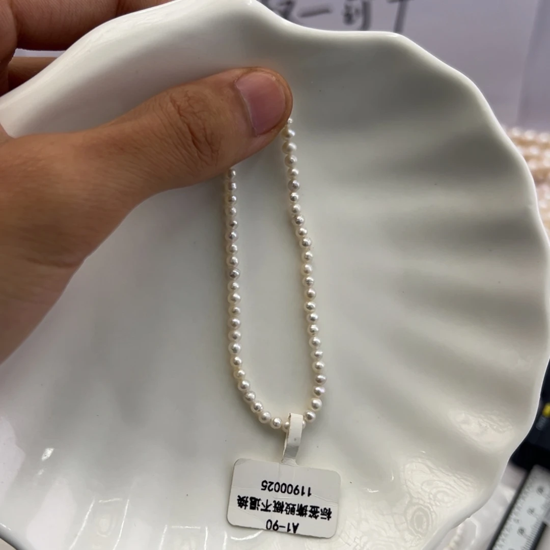 颈饰未镶嵌淡水珍珠