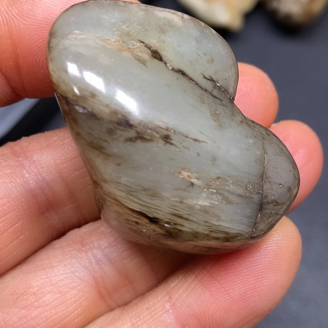 和田玉未镶嵌珠宝奇石