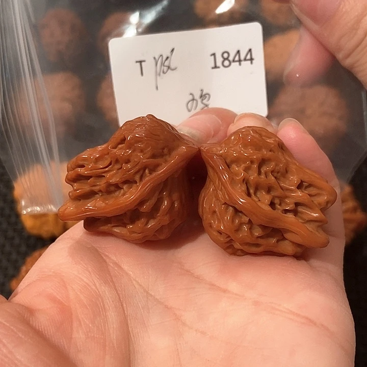 文玩核桃吊坠盘山小鸟