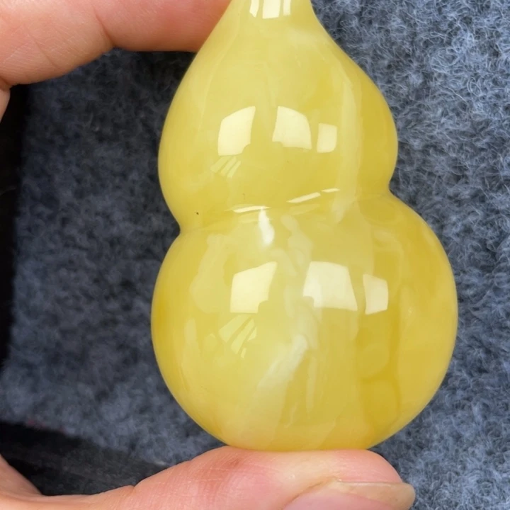未镶嵌蜜蜡裸石蜜蜡葫芦重45克