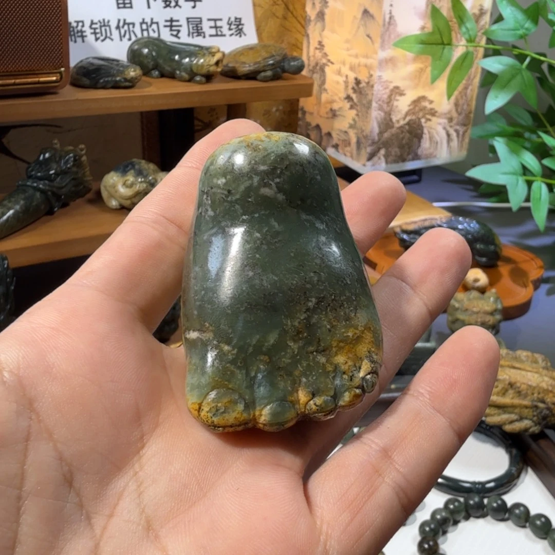零***未镶嵌透闪石-蛇纹石玉足