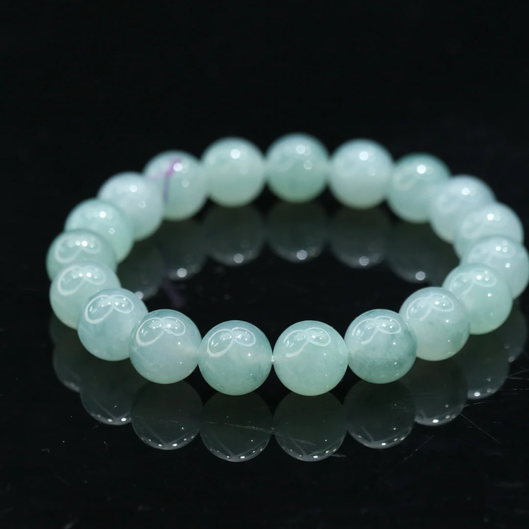 52天然缅甸翡翠A货冰晴手串/201054/上海嘉禾拍卖