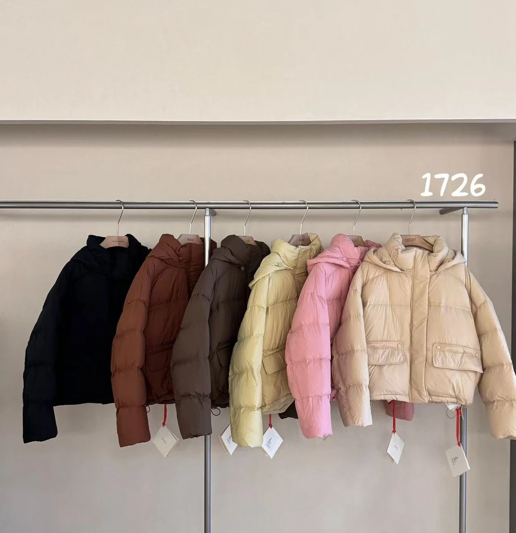 【锦衣服饰】葆伊1726连帽糖果色翻口袋羽绒服
