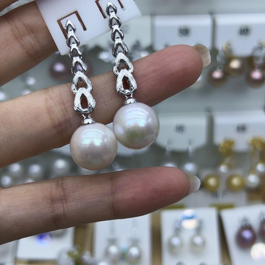 未镶嵌耳钉淡水珍珠