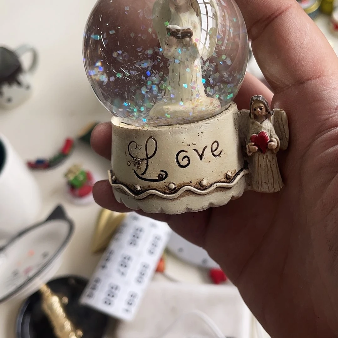 摆件猫**?微瑕。