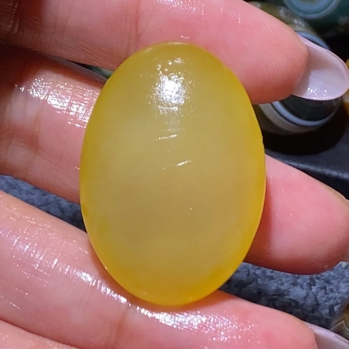藏***纳玛瑙/玉髓未镶嵌珠宝奇石