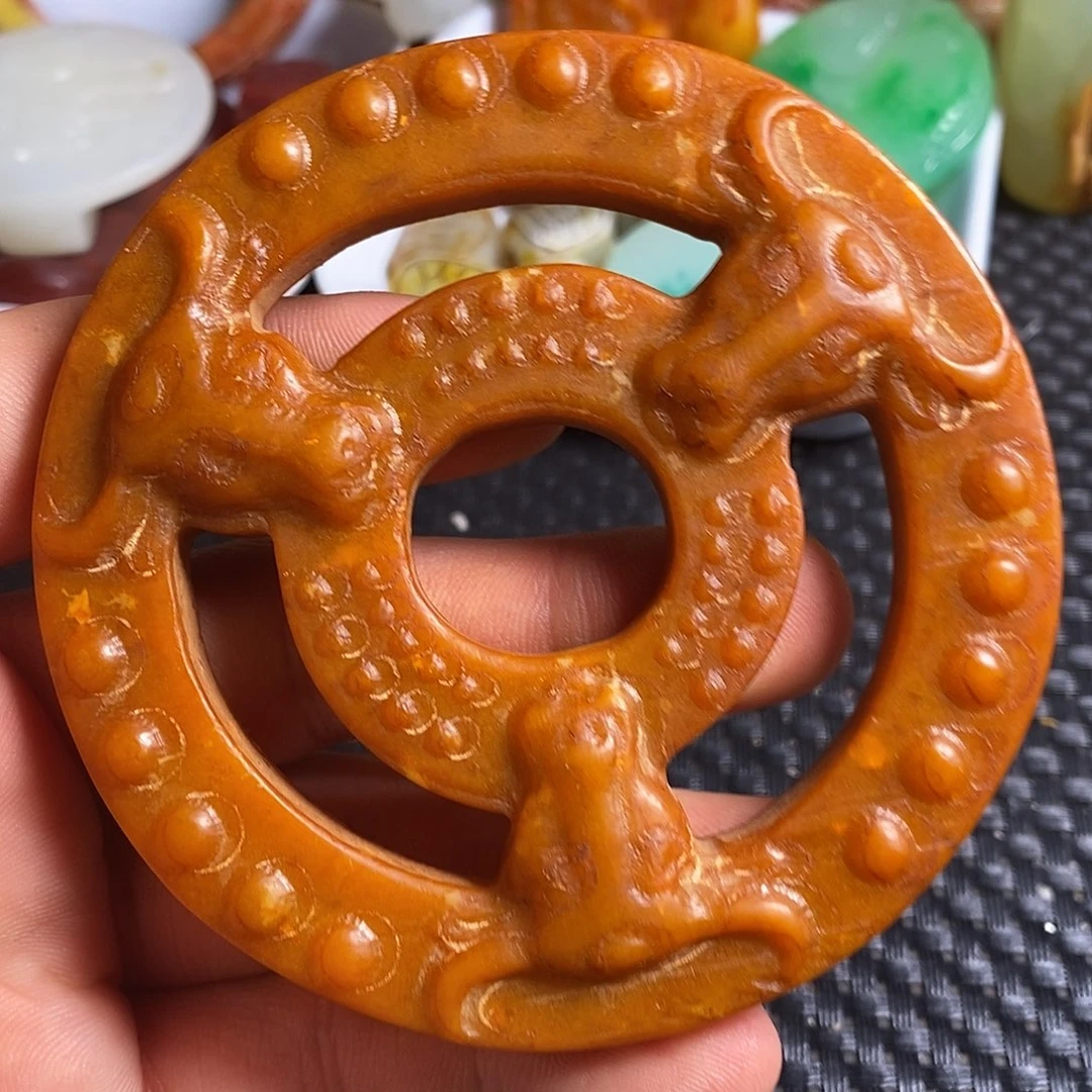 岫岩老玉（透闪石质玉）未镶嵌珠宝奇石