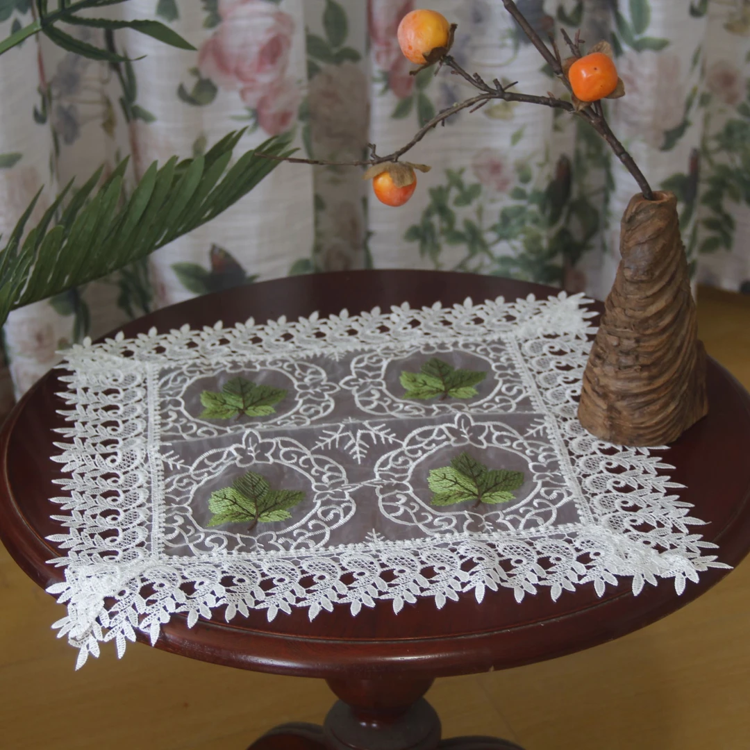 ZN012-2玻璃纱【40*40/对]白底绿叶高织高密玻璃砂水溶边桌布