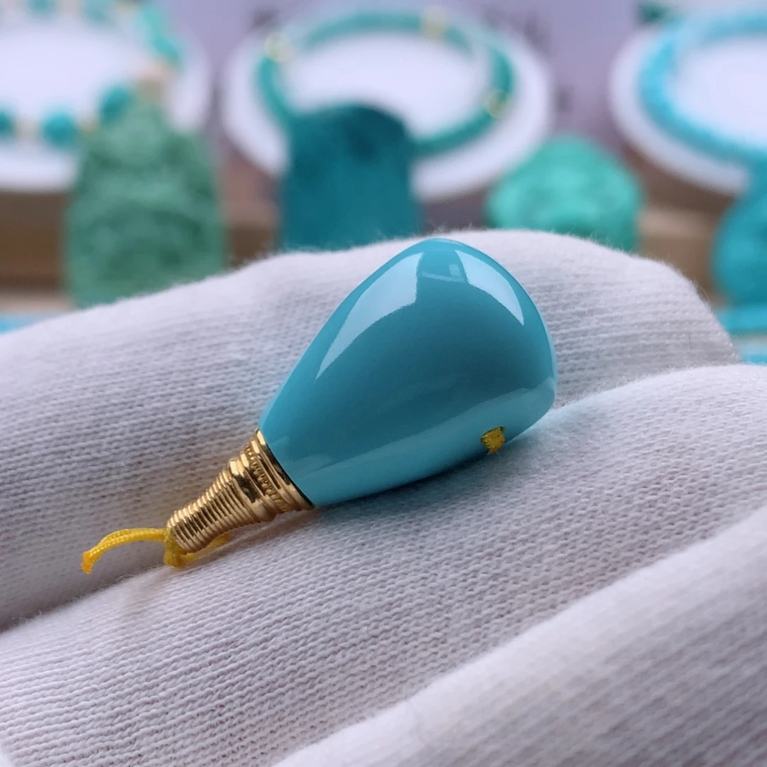 绿松石金塔三通18K金镶嵌