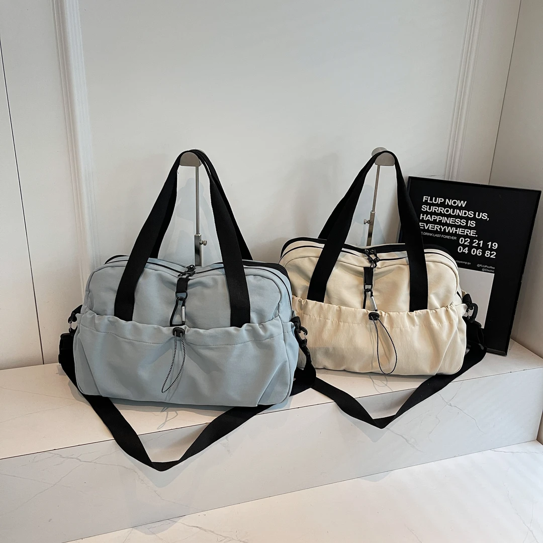 多功能可扩容健身包百搭休闲单肩包时尚潮流轻便学生斜跨包旅行袋