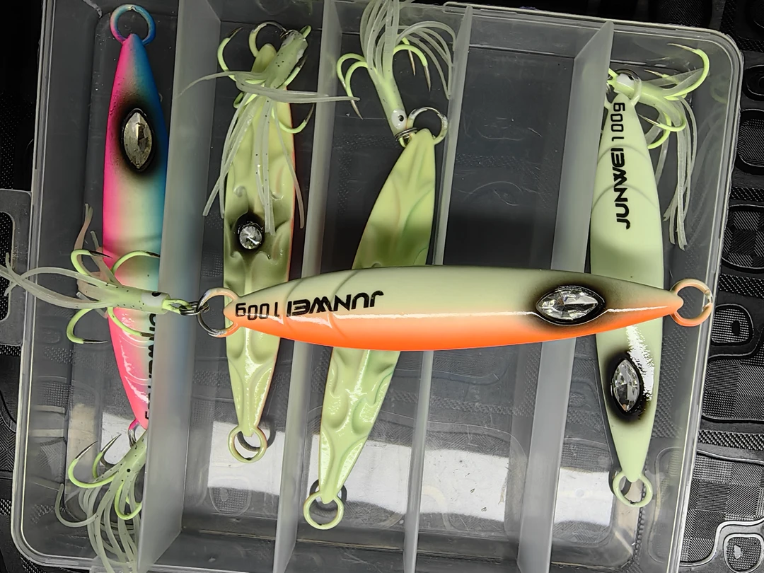 微瑕物品，介意勿拍海钓带鱼专用夜光铁板饵适用于鱿鱼鲅鱼刀鱼