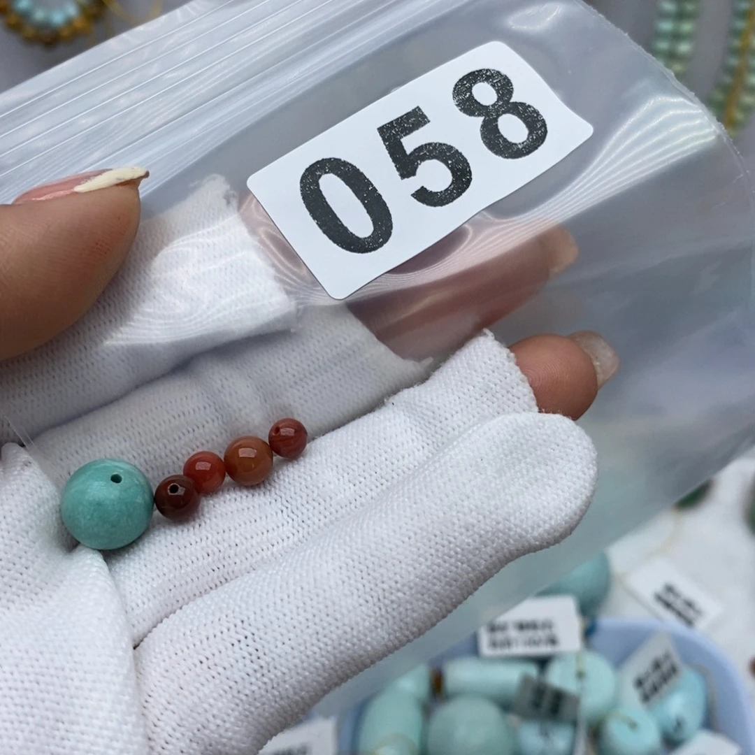 南红玛瑙未镶嵌珠宝奇石