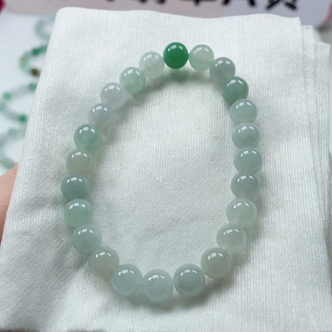 翡翠未镶嵌手链卡7.7（货中）