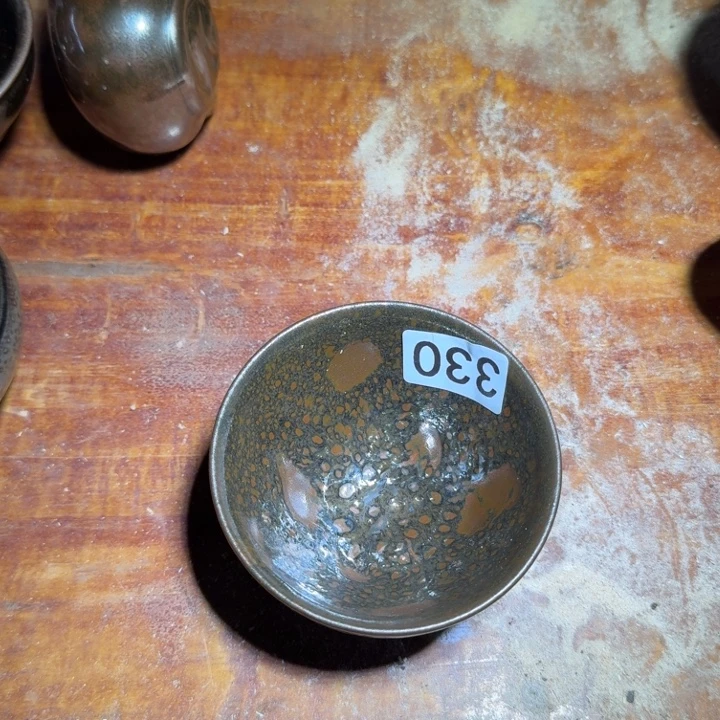 茶盏提出解决农村留守学生