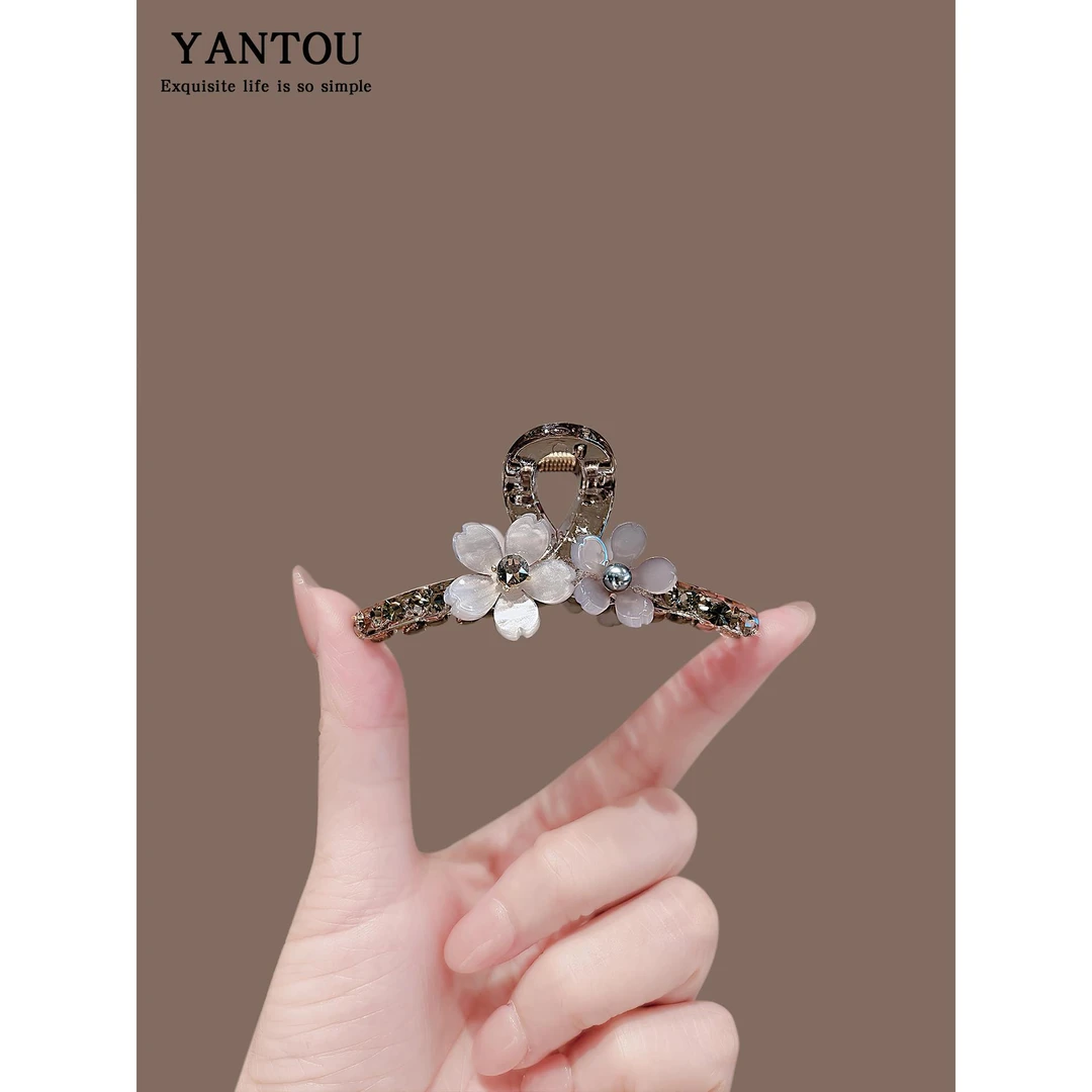 轻奢高档水晶花朵亚克力抓夹中号高级感后脑勺半扎发