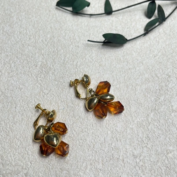 铜合金树脂耳饰 【六六中古】孤品复古耳夹ap6730