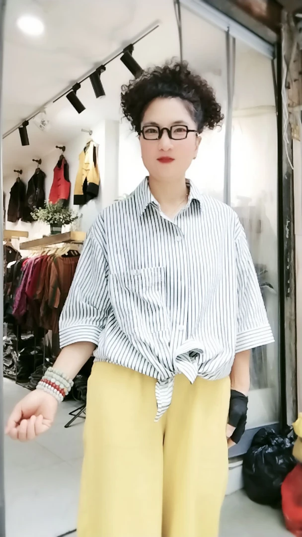 时尚插肩袖衬衫百搭韩版条纹中袖宽松简约男女同款衬衣