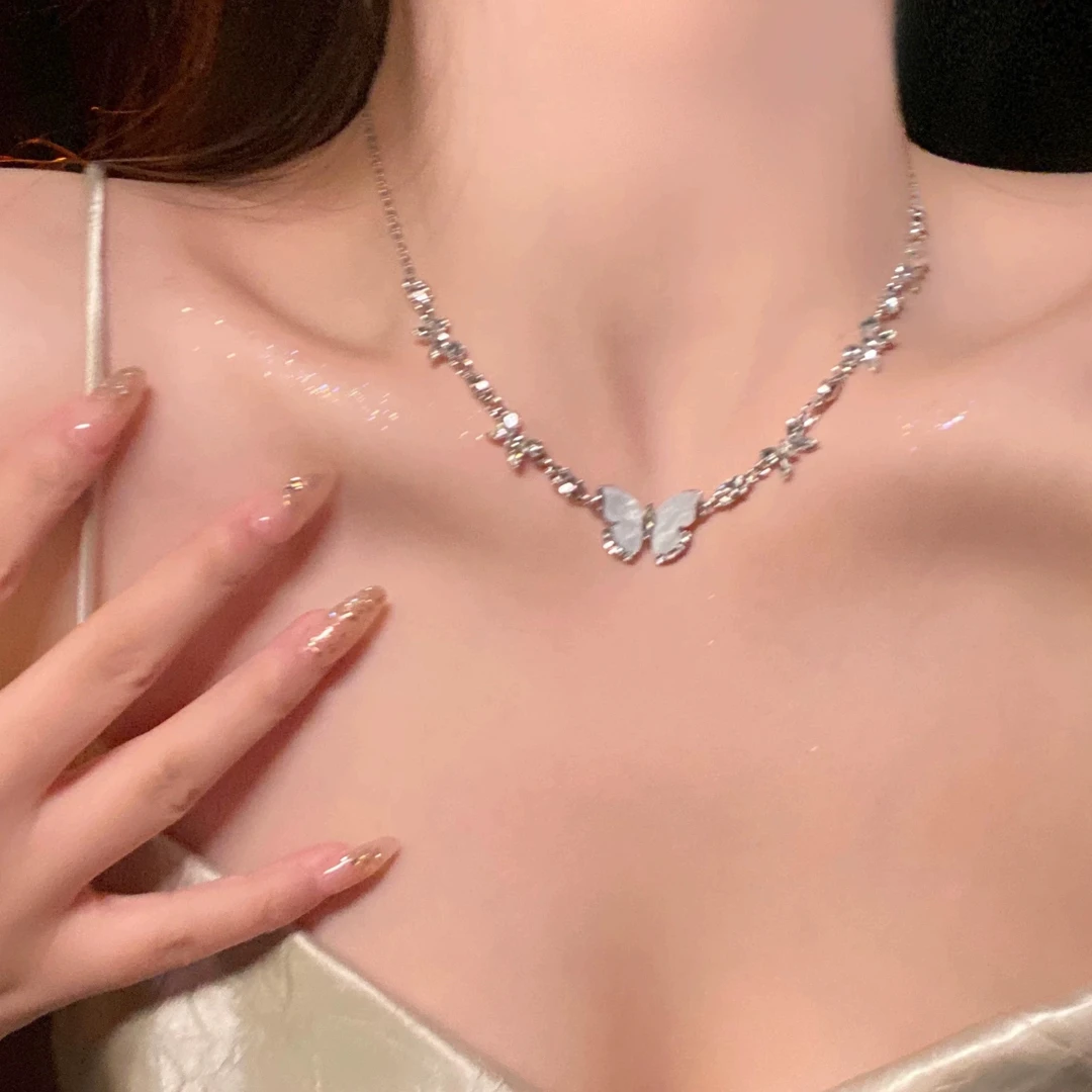合金合成锆石项链 幻蝶梦境~镶钻极光白蝴蝶项链女爆款轻奢锁骨链