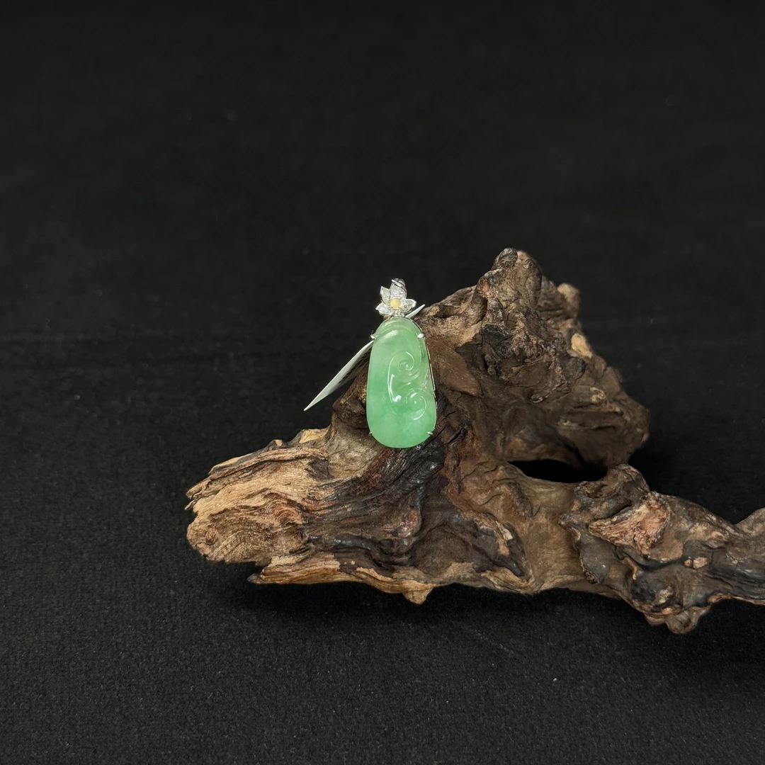 【诚翠拍品第一百一期午】翡翠75吊坠PJ5020金