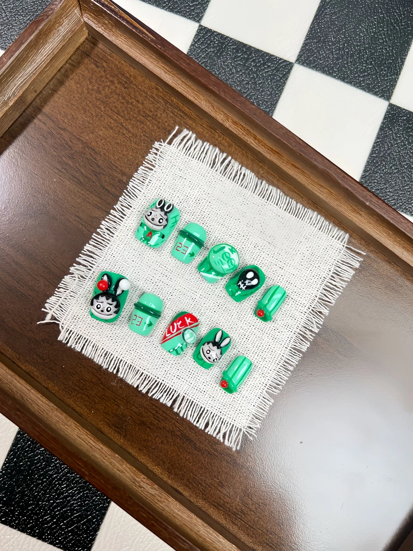 【重生 拉布布】纯手工穿戴甲高级感可爱显白女神高定美甲