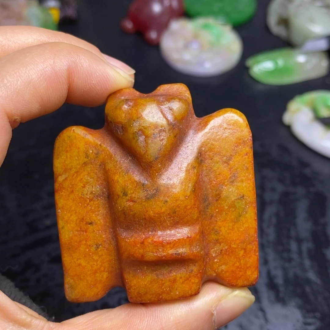 未镶嵌和田玉（糖玉）挂件