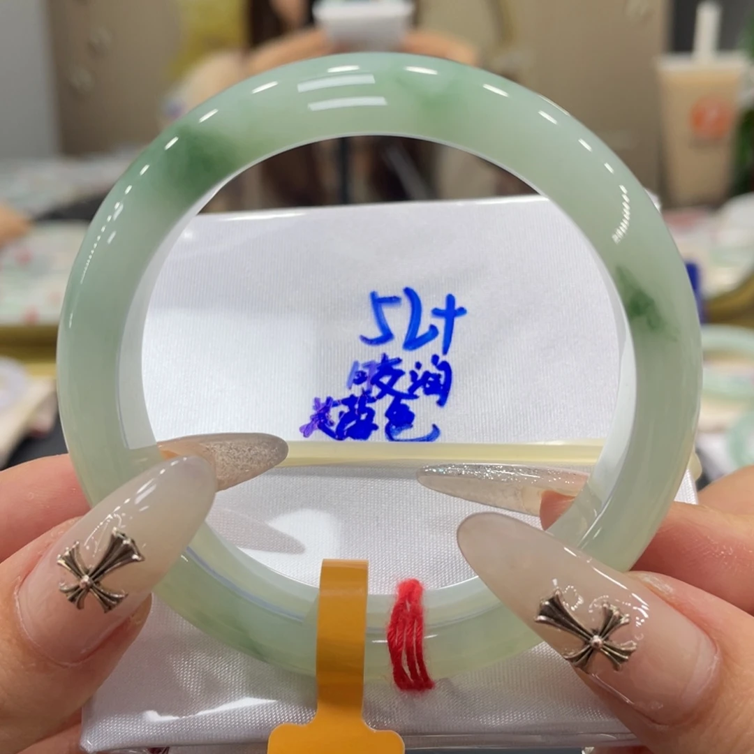 未镶嵌手镯翡翠翡翠