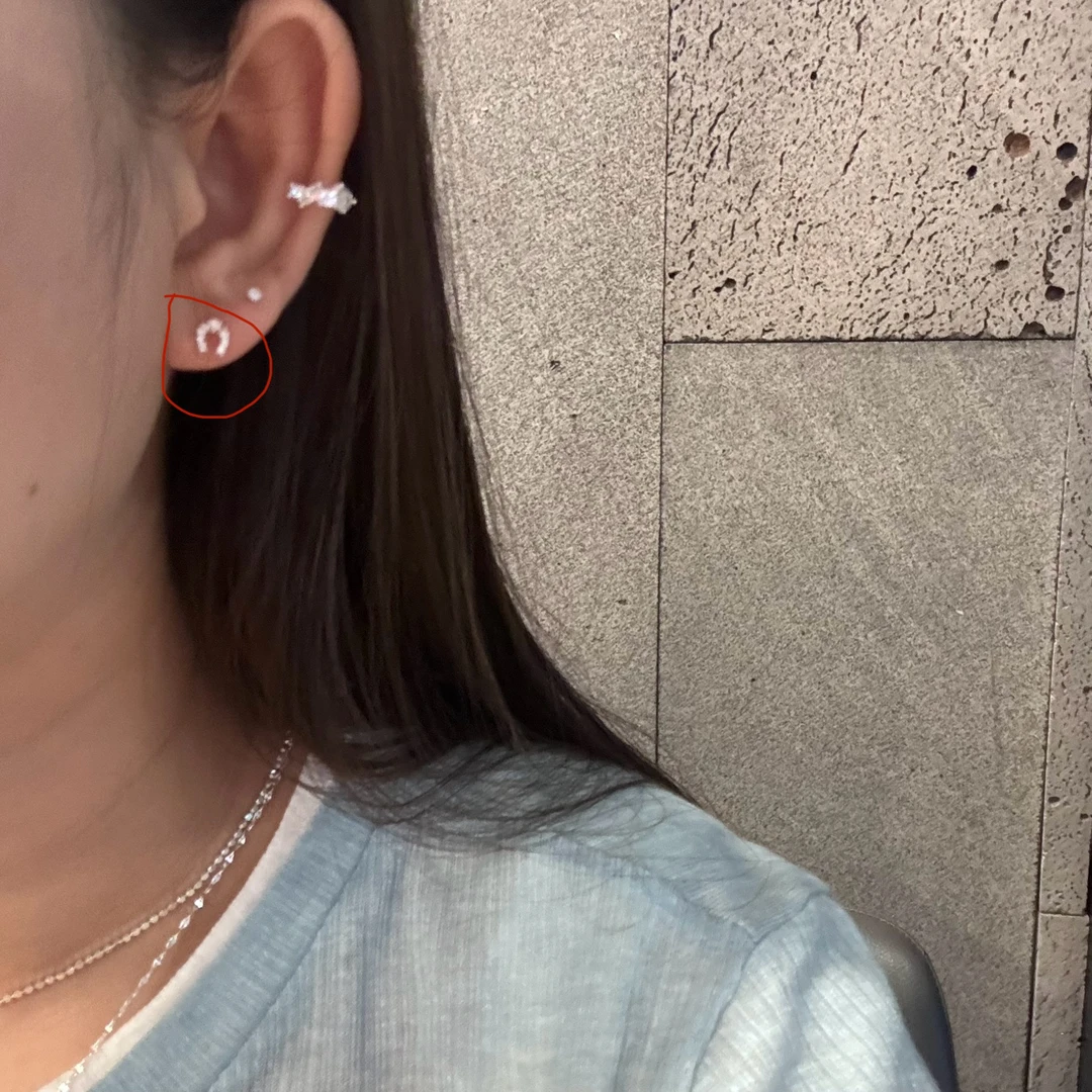 925银合成锆石耳饰 韩国 P1803 U形螺旋扣通体s925银
