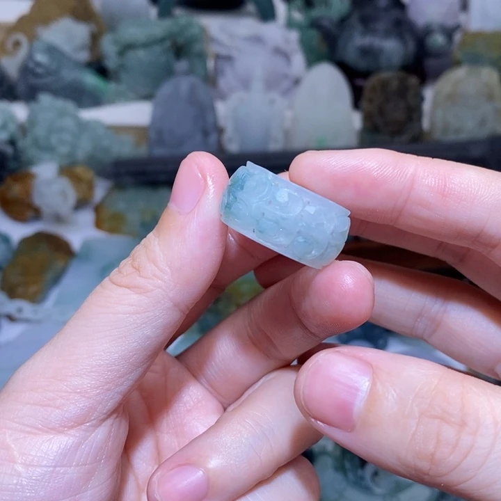 定制翡翠未镶嵌翡翠