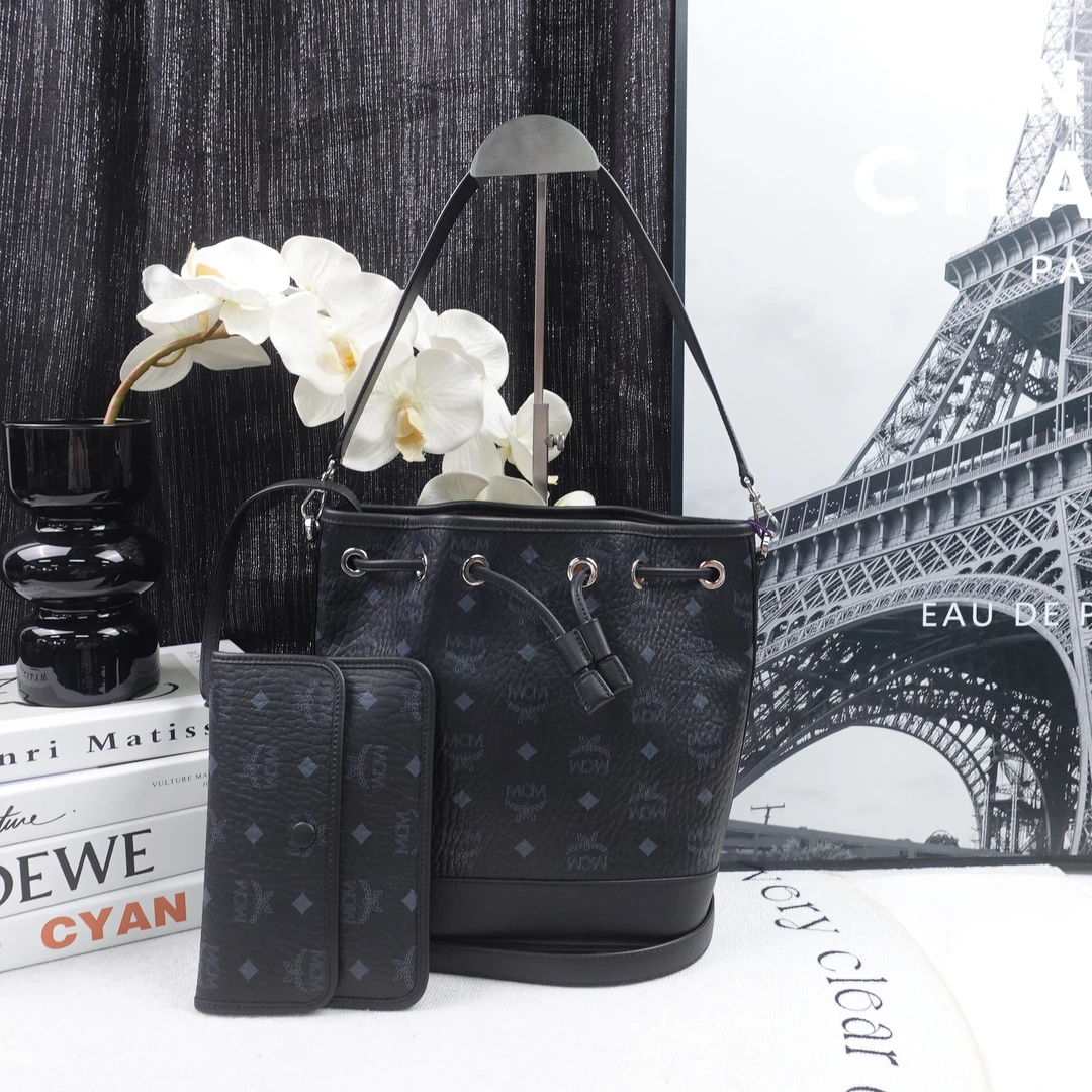 99新 MCM 单肩包/T10170880