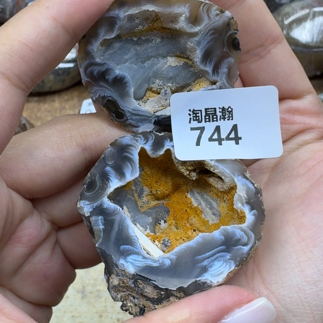 未镶嵌水晶大型摆件（非配饰）