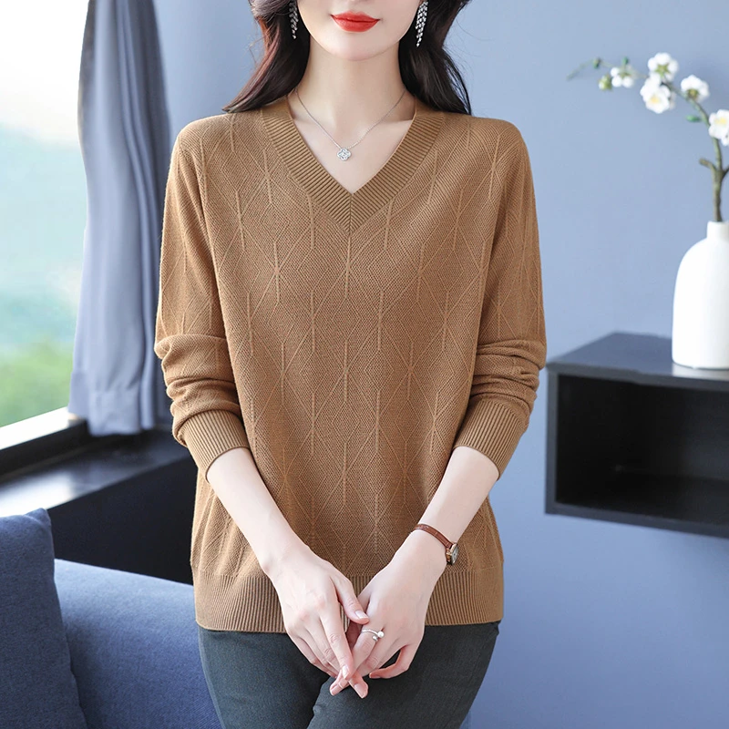 超细羊毛打底衫春秋针织上衣春装2025年新款女装早春薄款V领毛衣