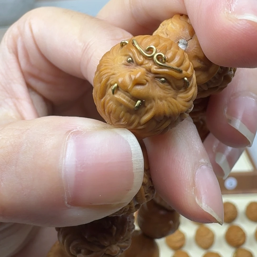 龙***、吊坠猴头核桃重工泰猴